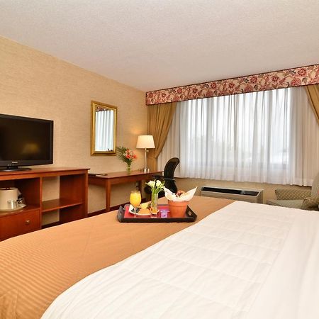 Clarion Hotel Airport Portland Buitenkant foto